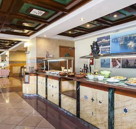 Hotel Cristobal Colon 4*