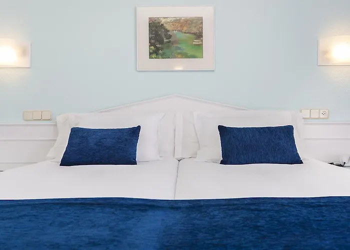 Cristobal Colon Hotel 4*