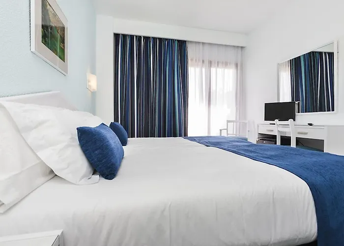 Hotel Cristobal Colon