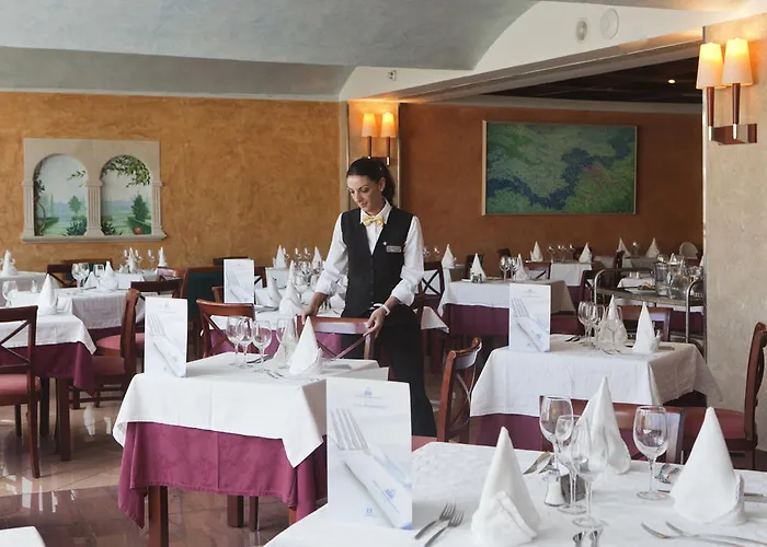 Hotel Cristobal Colon